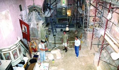 Konzervacija zidnih oslika početkom 2000.